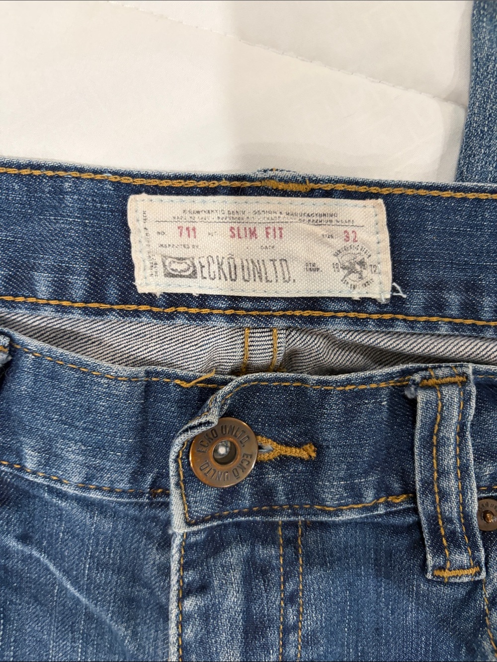 Ecko Unlimited Slim Fit Blue Denim Jeans with Contrast Stitching